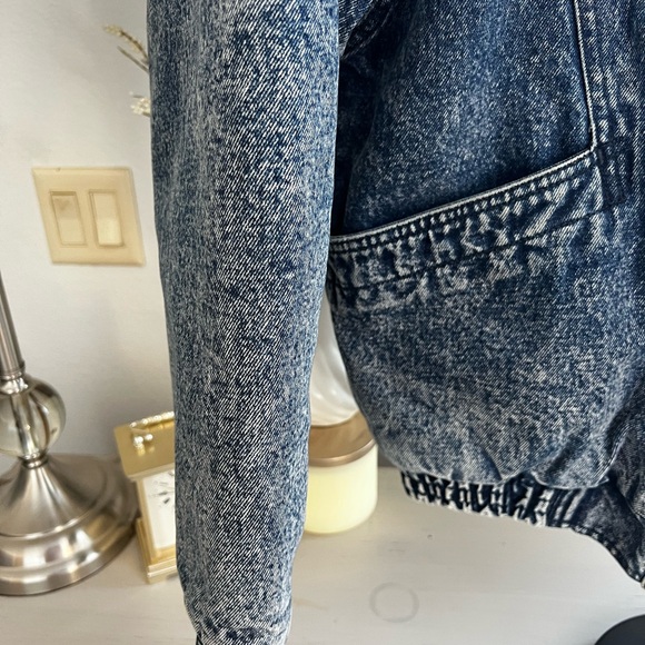 Weathered Blues Vintage 90’s acid wash denim jacket size Small - Picture 5 of 13